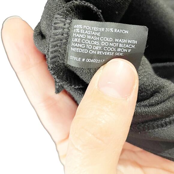 Club Monaco Black Structural Top Size Small - Picture 7 of 11